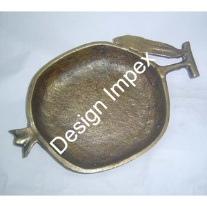 Bols de service exclusifs de qualité miroir avec support papillon en bronze coulé Bols décoratifs au look impressionnant pour les restaurants d'hôtel - Product Image 4