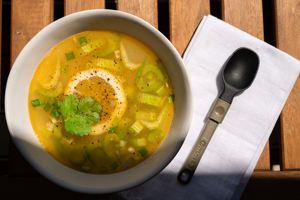 Cuillère pliante de conception brevetée HORECA pour les fournitures d'hôtel et de restaurant - Product Image 3