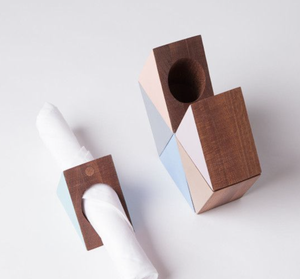 Ensemble d'anneaux de serviette en métal naturel fait à la main finition personnalisée forme hexagonale écologique durable en acier inoxydable maison hôtel salle à manger - Product Image 1