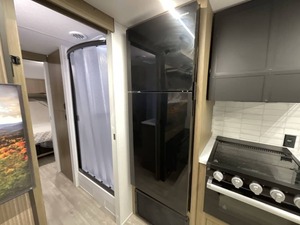 Nouvelle caravane de voyage 2026 Forest River Wildwood X-Lite 24RLXL avec tente de toit en promotion - Product Image 4