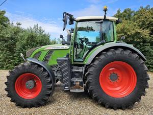 Precio barato usado Fendt 718 Vario 4wd tractor agrícola para la venta - Product Image 5