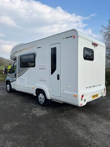 Autocaravana de Lujo Moderna para 4 Personas, Nuevas Tendencias de Belleza, Remolques Todoterreno para Viajes Familiares en Europa y América del Norte - Product Image 6