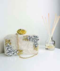 Elegant <b>Bridal</b> Clutch Purse Resin Crystals Mother Pearl for Bridesmaids Stylish <b>Handbag</b> for Wedding Events Party Fashion - Product Image 1