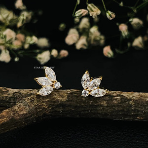 14K Oro Sólido Diamante Natural Lotus Stud Ear Piercing Joyería Fina. - Product Image 5