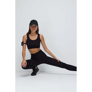 Leggings de sport noirs sans couture à taille haute Mega Merchant, style décontracté, tissu extensible, matière en mousseline, longue tenue - Product Image 3