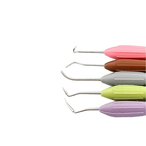 Juego de instrumentos dentales de limpieza y relleno de tamaño mediano con cureta Gracey manual, mangos de acero inoxidable de grado médico, CE ISO - Product Image 4