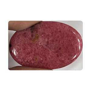 พลอยโรโดไนต์สีชมพูธรรมชาติ เกรด AAA รูปทรงคาโบชอง ขนาด 20-30 มม. - Product Image 1