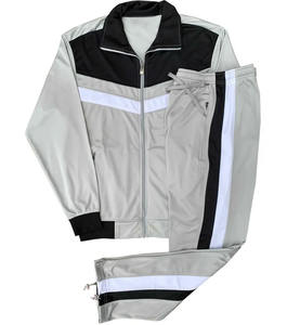 ชุดกีฬาขายดี ทนทาน คุณภาพสูง ชุดวอร์มสองชิ้น สำหรับผู้ชาย เหมาะสำหรับการวิ่งและออกกำลังกาย - Product Image 2