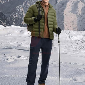 Chaqueta acolchada ligera con capucha para hombre Abrigo de invierno aislado resistente al agua con capucha desmontable 4 bolsillos OEM Logotipo personalizado Casual - Product Image 6
