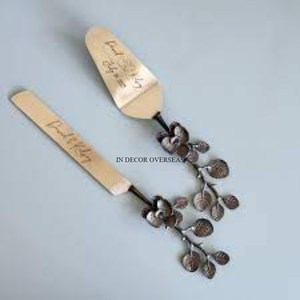 อุปกรณ์สำหรับเค้กขัดเงาโลหะสีเงินเงางามดีไซน์เนอร์มาตรฐานเรียบง่าย - Product Image 6