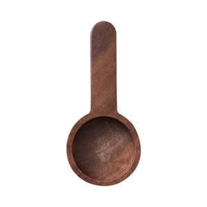 Cuchara de café de madera en tonos cálidos que añade un toque natural, elevando las encimeras del desayuno con una elegancia sutil en cualquier hogar. - Product Image 5