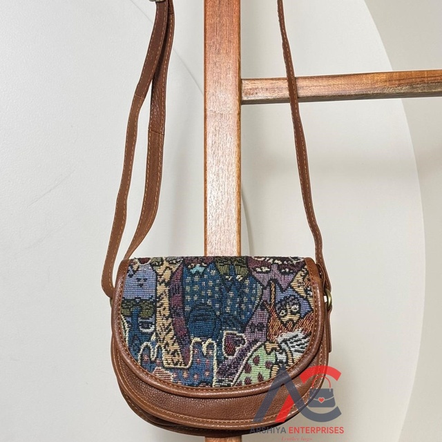 Vintage Style Small Crossbody Bag with 100% Genuine Leather Trim & Artistic Tapestry Flap Handmade Casual Shoulder Bag for Women