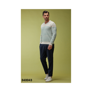 Made in Italy abbigliamento da uomo maglione 2023 a righe da uomo con scollo a V cotone 100% bianco azzurro - Product Image 1