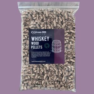 Briquettes de granulés de bois 30L - Biodégradables, sans poussière, inodores, non agglomérantes, combustible pour système de chauffage avec 100% de cendres, densité 50g - Product Image 1