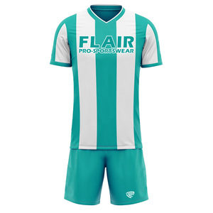 Kits de fútbol retro de diseño personalizado, uniformes de camiseta de fútbol de alta calidad para hombres y niños, conjuntos superiores de moda, nombre España, servicio OEM - Product Image 4