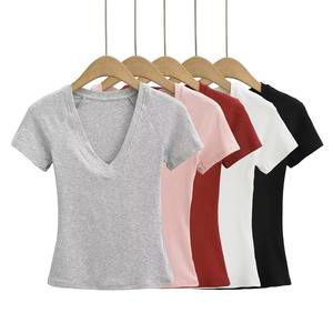 Camiseta esencial de cuello redondo para mujer con mangas cortas y tela suave y cómoda, perfecta para uso diario informal y servicio OEM - Product Image 1