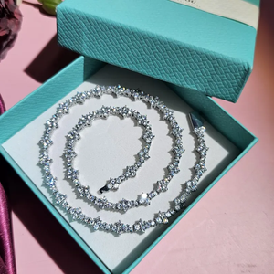 Collar de cadena tipo tenis con eslabones de estrella de moissanita, estilo hip hop, con incrustaciones brillantes, de lujo, llamativo y elegante para mujer. - Product Image 3