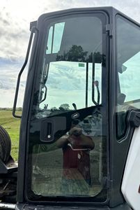 Excavatrice sur chenilles de haute qualité E50 Mini pelle avec cabine hydraulique auxiliaire fermée - Product Image 5