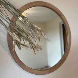 Fabriqué à la main moderne Mini Design rond miroir mural en bois exportateur indien de haute qualité pour meubles décoratifs décor à la maison - Product Image 1