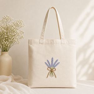 Bolsa de Mano Lavable Grande de Algodón de 300 GSM, Color Sólido con Bordado Lavender Grace, para Uso Diario, Apta para Todas las Temporadas - Product Image 1
