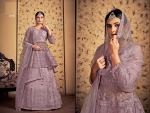 Lehenga Choli nupcial de diseñador de calidad superior para bodas disponible a precio mayorista del exportador de India - Product Image 3