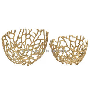 Bol en métal poli brillant au design moderne pour table Bol décoratif polyvalent Ustensiles de cuisine japonais et accent pour la maison - Product Image 1