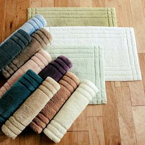 Alfombra de baño personalizada multicolor con aspecto de forro de lujo, alfombrillas de baño de diseñador de secado rápido, Algodón hecho a máquina, venta al por mayor para baños de ITHL - Product Image 1