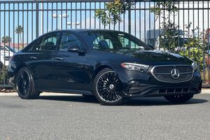 Mercedes-Benz Clase E E 350 RWD USADO de 2026 - Product Image 2