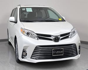 Toyota Sienna SE Premium 2020 Usada, 8 Pasajeros, Tracción Delantera, Motor 3.5L V6 SMPI DOHC, Transmisión Automática de 8 Velocidades - Product Image 1