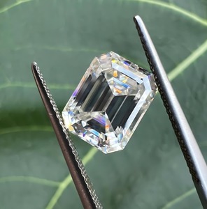 Diamante Cultivado en Laboratorio con Corte Esmeralda VVS D de Tendencia, para la Fabricación de Colgantes, con Certificado IGI, Piedra Suelta de 1-5 Quilates, Todos los Tamaños Disponibles - Product Image 5