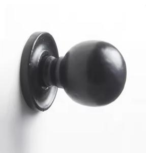 Boutons de vanité de salle de bain en fer Boutons résistants à l'humidité parfaits pour les armoires de salle de bain et les vanités top tendance - Product Image 5