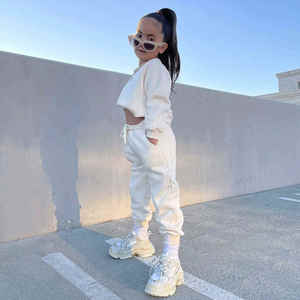 ชุดวอร์มผ้าฝ้ายโพลีเอสเตอร์มีซิปสำหรับเด็กผู้หญิงชุดวอร์มลำลองสีพื้นแบบทันสมัย - Product Image 5