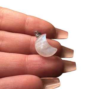 Pendentif en cristal délicat fabriqué à la main Collier en argent avec pierres précieuses naturelles Bijoux uniques pour femmes - Product Image 1