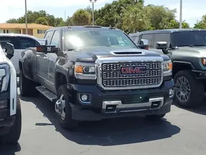 GMC Sierra 3500 Denali 2018 - Product Image 5
