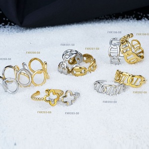 Bague ouverte réglable en forme de lettre avec Logo personnalisé, anneau épais en acier inoxydable creux pour hommes et femmes - Product Image 5