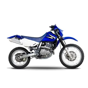 Moto Suzuki DR 650 suja/moto esportiva bastante usada para venda em marca de bom preço