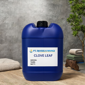 น้ำมันหอมระเหยใบกานพลูบริสุทธิ์ 100% คุณภาพพรีเมียม ขายส่ง กลิ่นหอมเผ็ดร้อน ผสมผสานกับน้ำมันหอมระเหยกลิ่นส้มและไม้หอมได้อย่างลงตัว - Product Image 3