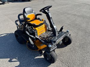 Achetez un nouveau tracteur à gazon Cub Cadet Z2 117S authentique et authentique, 28V, bac à herbe, pour grands jardins, coupe-herbe durable - Product Image 2