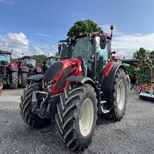 Découvrez le tracteur Valtra série N, offrant une efficacité moderne et des commandes avancées, conçu pour les longues heures de travail à la ferme. Achetez dès aujourd'hui. - Product Image 6