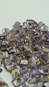 Gemas Mehrajudin, Ametrina Bicolor Natural AA, Gema Suelta de 200 Quilates, Corte Octogonal de 8x10mm, Facetada, Encerada/Aceitada, para Joyería - Product Image 3