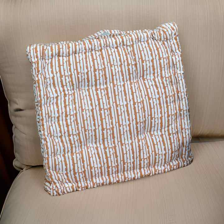 Cotton Floor Cushion with Stylish Beaded Tucks Soft Outdoor Pillow Covers for Home Hotel or Garden Decoration