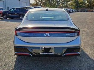 Hyundai Sonata SEL 2024 Usado en Buenas Condiciones, Sedán de 4 Puertas - Product Image 2