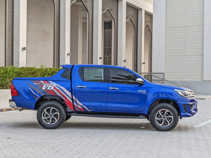 2019โตโยต้าไฮลักซ์ปิดถนน SR5 - Product Image 2