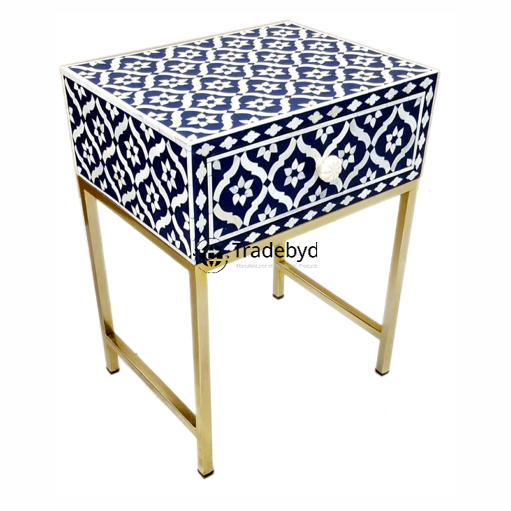 Available in different Colors