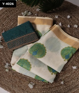 Vêtements ethniques indiens Onam Saree avec chemisier en tissu imprimé et Banglory avec perles de travail Collections de saris à bas prix pour femmes - Product Image 1