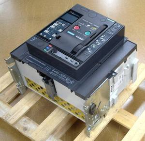 ตัวควบคุม PLC รุ่น Siemens 3VA1 125 3DD36 40AC Masterpiece สำหรับอุตสาหกรรม พร้อมสวิตช์เกียร์ควบคุมอุตสาหกรรม รองรับการสื่อสาร Modbus แรงดันไฟฟ้าใช้งาน 240V - Product Image 1