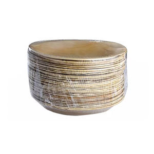 Assiettes jetables carrées en feuille de palmier biodégradables et pour le service de nourriture dans les fêtes et les mariages - Product Image 5