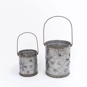 Bougeoir votif de décoration de Noël en métal avec lanterne élégante pour les fêtes de Noël - Product Image 6