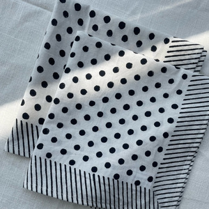 Ensemble de 6 serviettes et 6 tapis de table en lin Ensemble de napperons en coton indien imprimé floral - Product Image 3