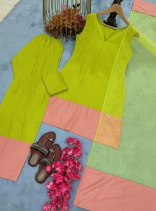 Vêtements traditionnels punjabi indiens, fête de mariage, spécial, imprimé multicolore, taffetas de soie, faible budget, salwar kameez le plus populaire - Product Image 5